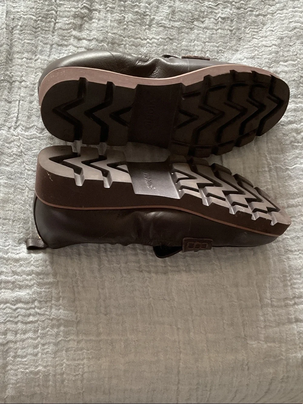Vionic Women Brown Leather Slip-On Penny Loafers